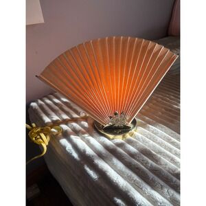 Vintage MCM Hollywood Regency Fan Pleated Accordion Table Lamp Gold Accent Light